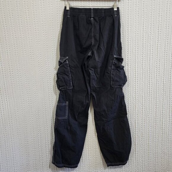 H&M Divided Baggy Black Cargo Trouser Pants Y2K Style Size 2 - Picture 3 of 14